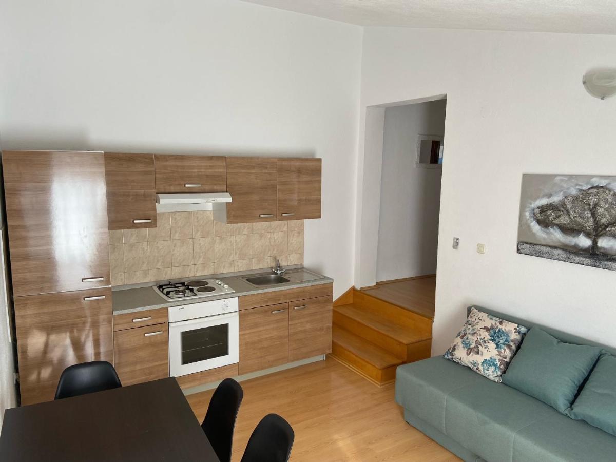 Apartman Polegubic Biograd Na Moru Exteriör bild
