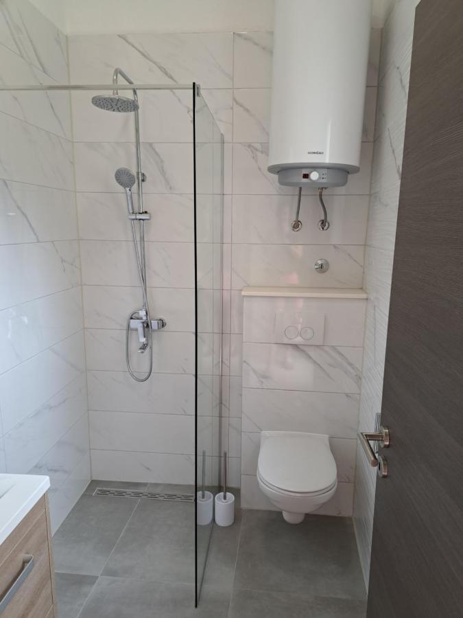 Apartman Polegubic Biograd Na Moru Exteriör bild