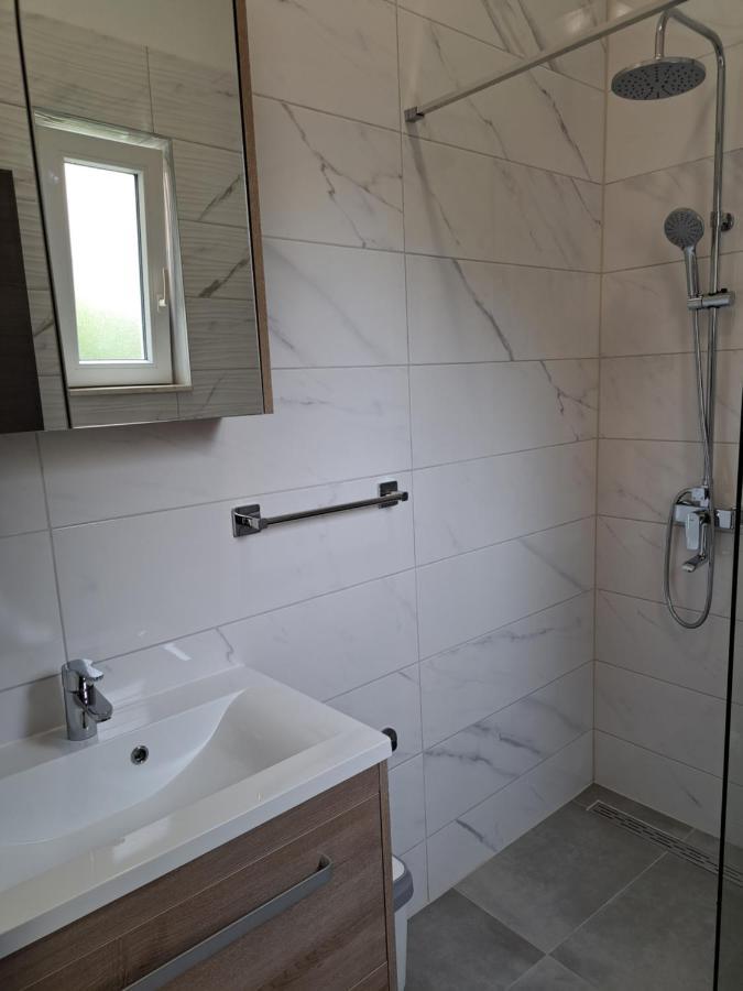 Apartman Polegubic Biograd Na Moru Exteriör bild